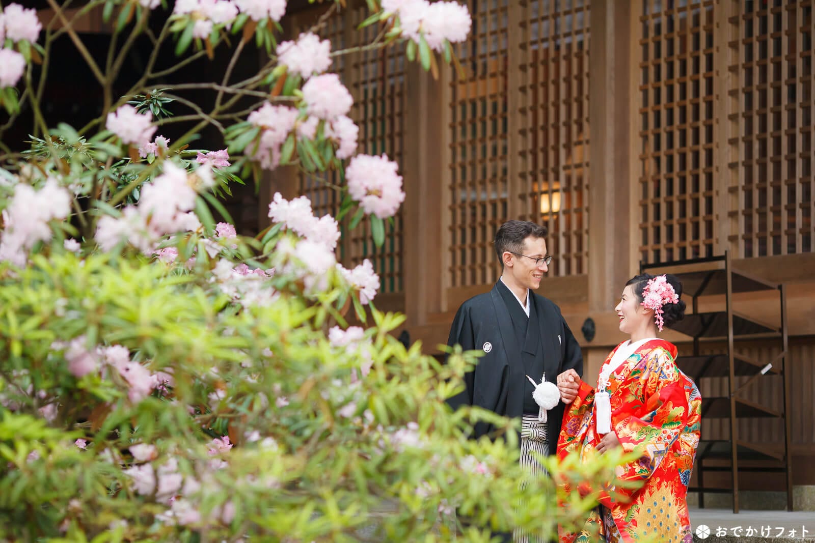 竈門神社で結婚式