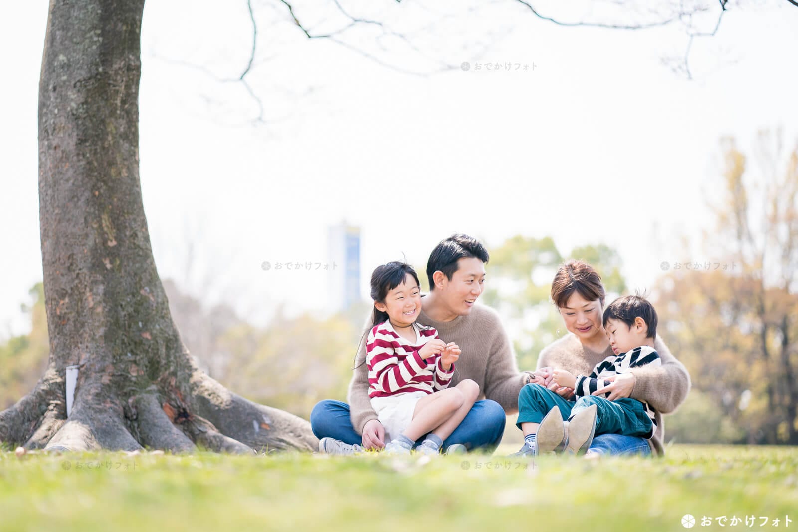 春日公園で家族写真