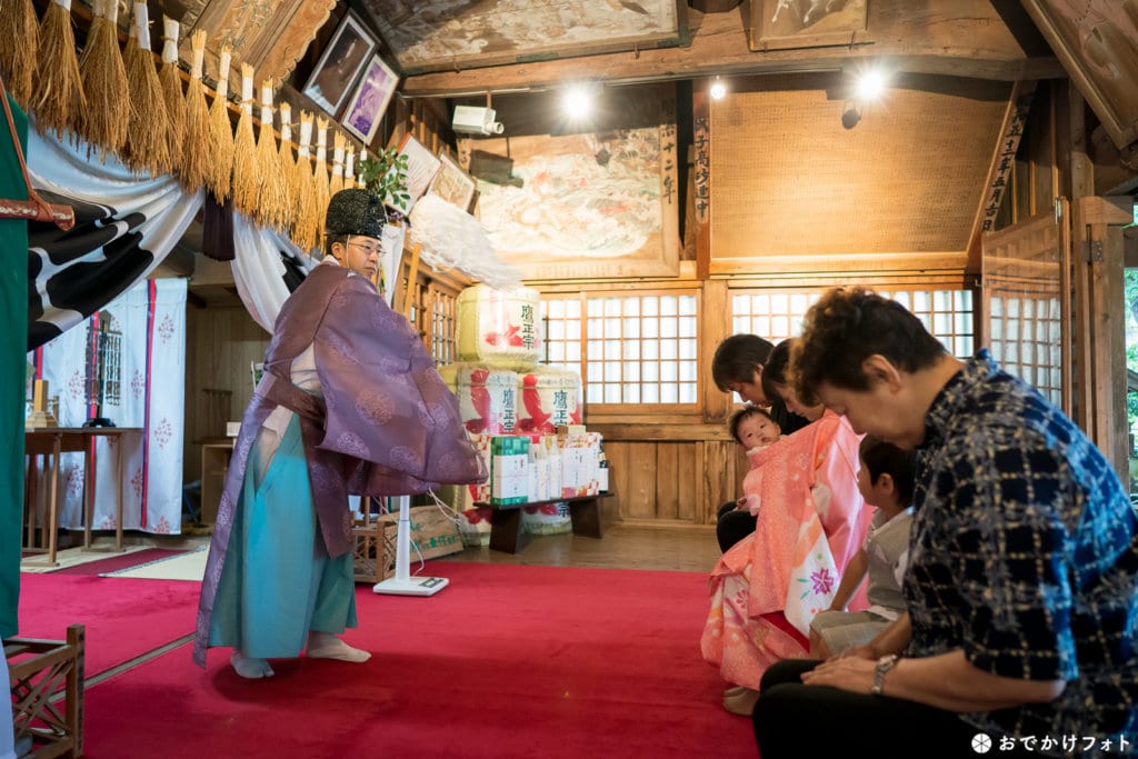 拝殿 現人神社
