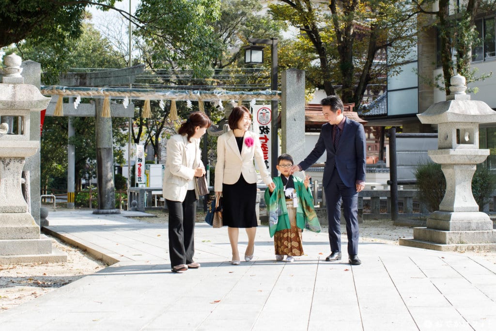 参道 春日神社