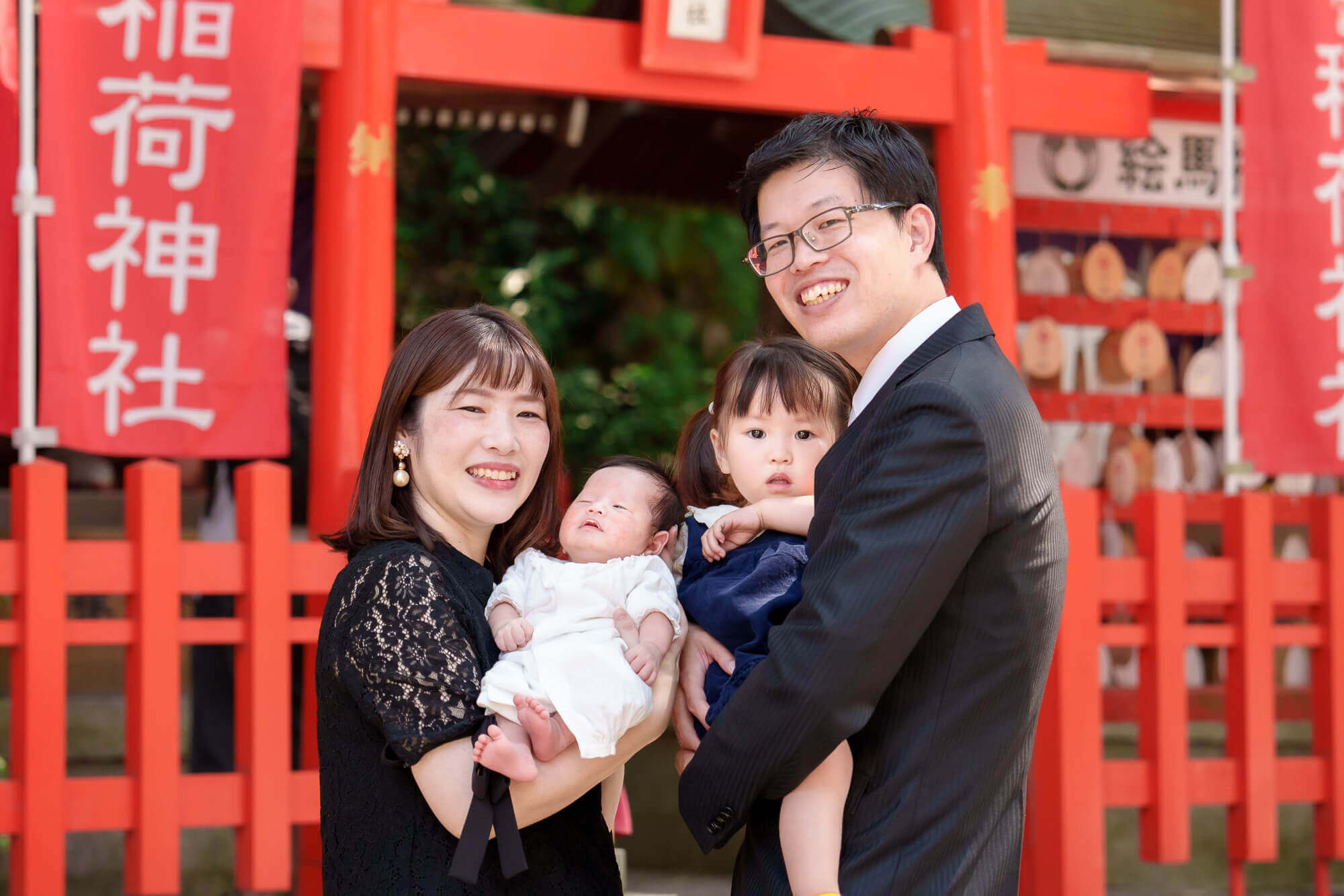 香椎宮でお宮参りの出張撮影、みんなの笑顔で素敵な家族写真が撮れました♡