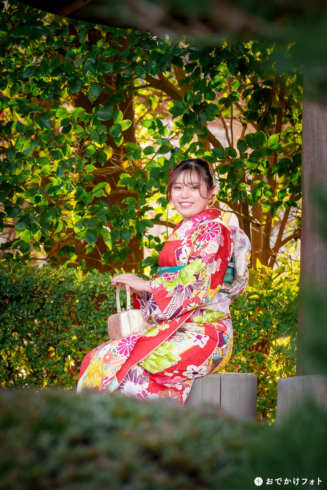 大濠公園日本庭園で成人式の後撮りロケーション撮影