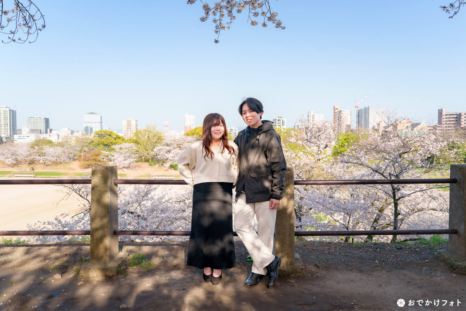 舞鶴公園で結婚1周年記念のロケーション撮影
