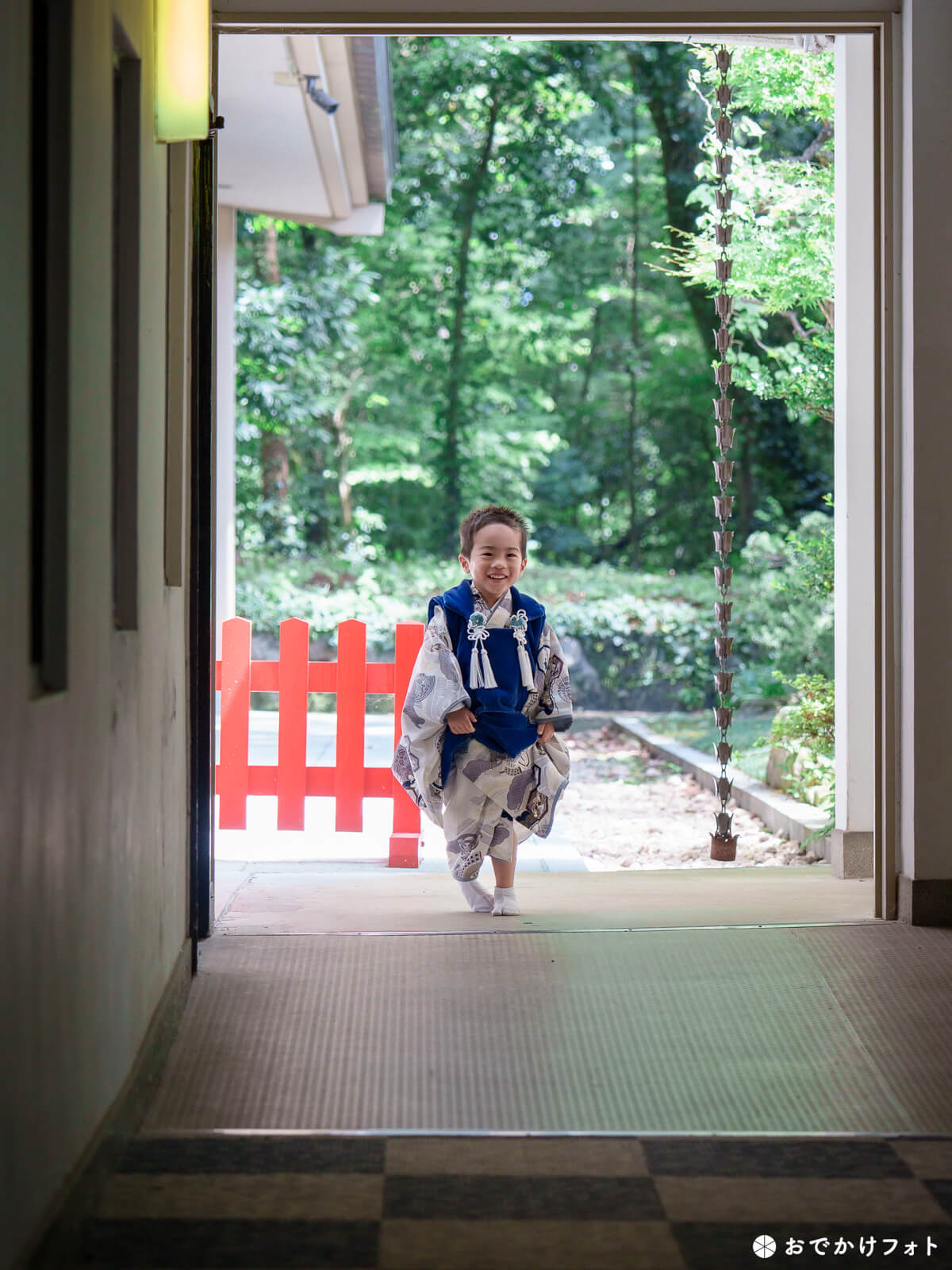 福岡縣護国神社で七五三写真の出張撮影