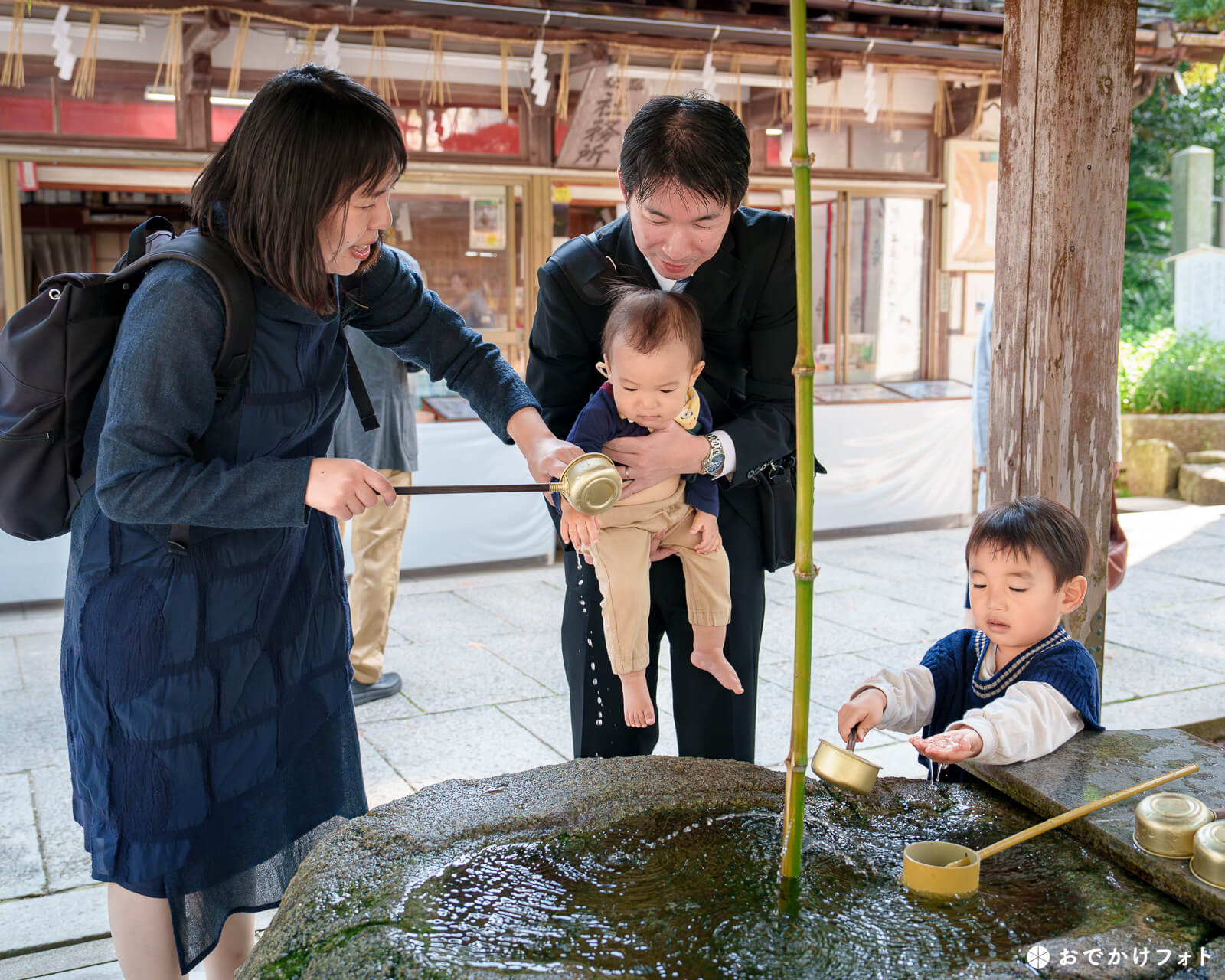 飯盛神社でお餅踏みの出張撮影