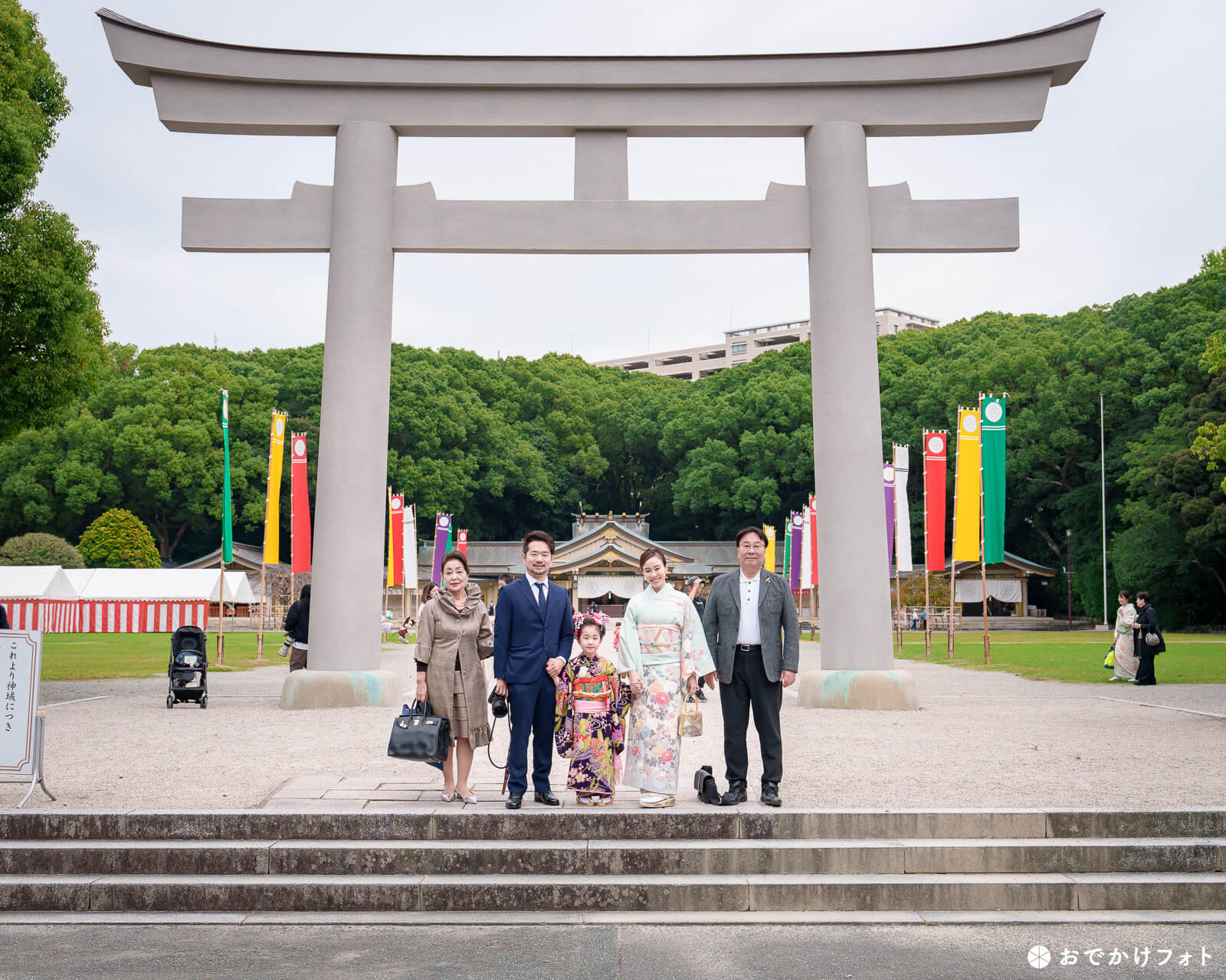 護国神社で七五三のロケーションフォト出張撮影