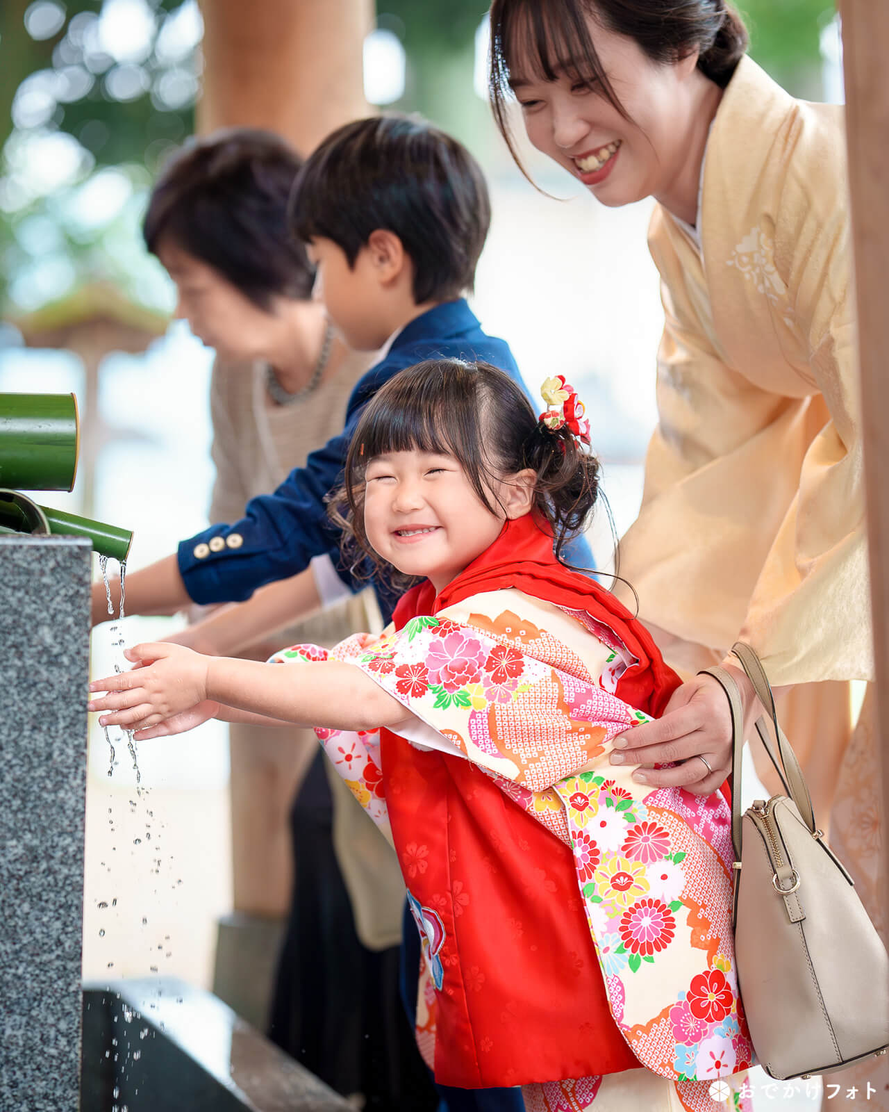 現人神社で七五三のロケーションフォト出張撮影