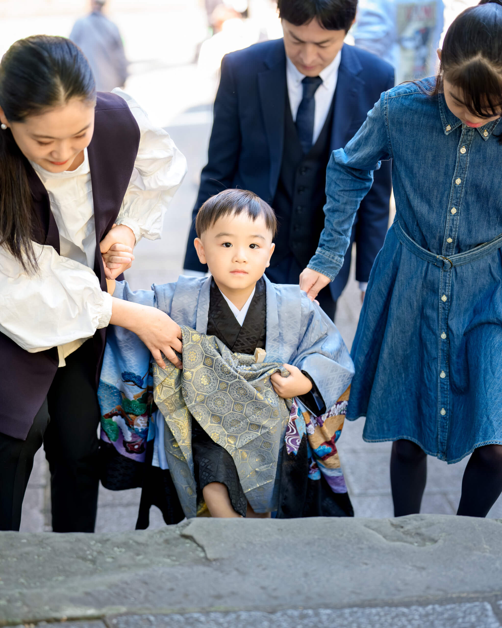 紅葉八幡宮で七五三のロケーションフォト出張撮影
