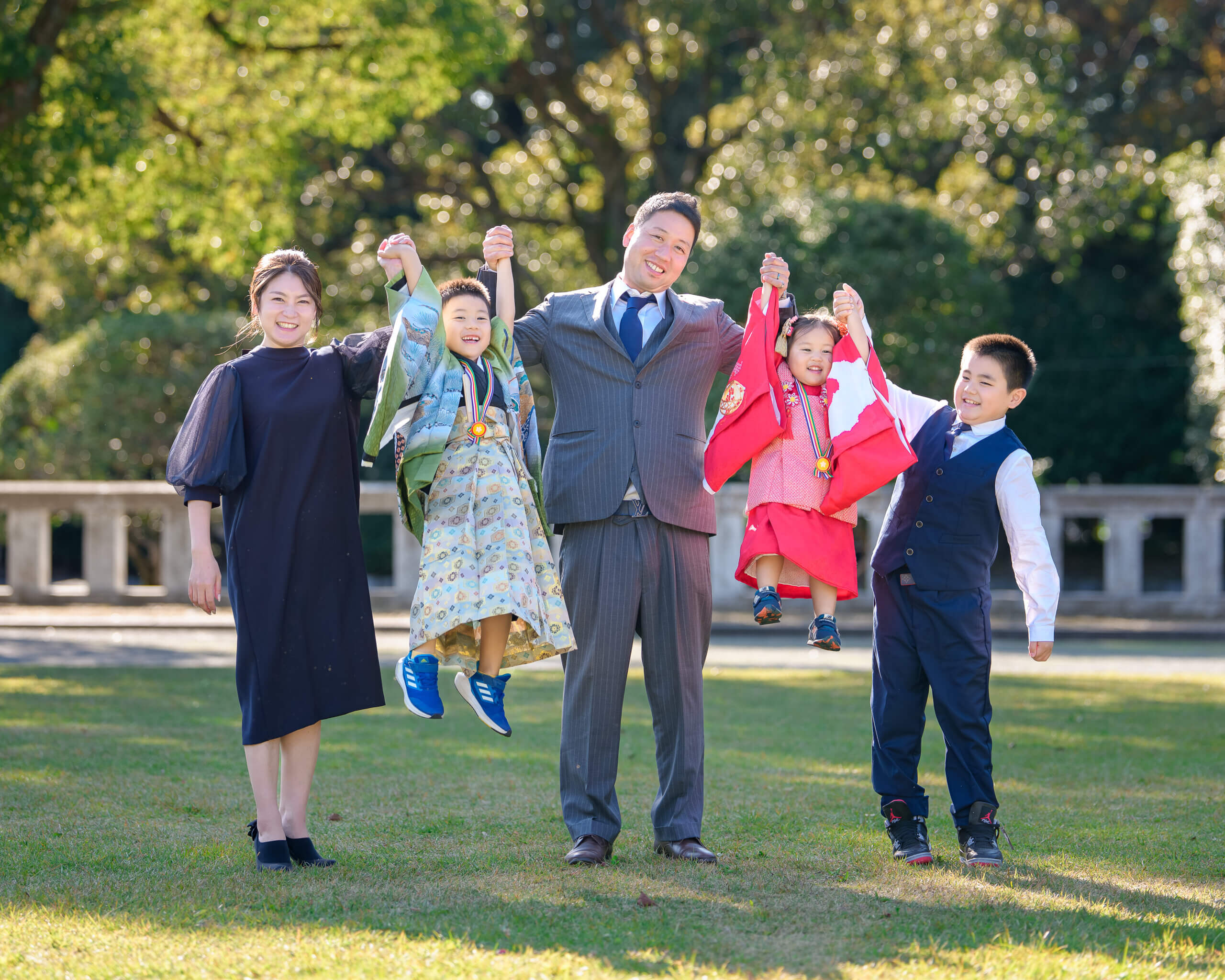 福岡県護国神社で七五三のロケーションフォト出張撮影